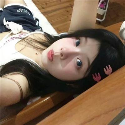 在窗边